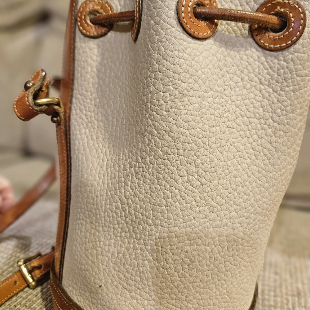 Dooney & Bourke Tan and Cream Leather Shoulder Bag Set - Picture 6 of 12